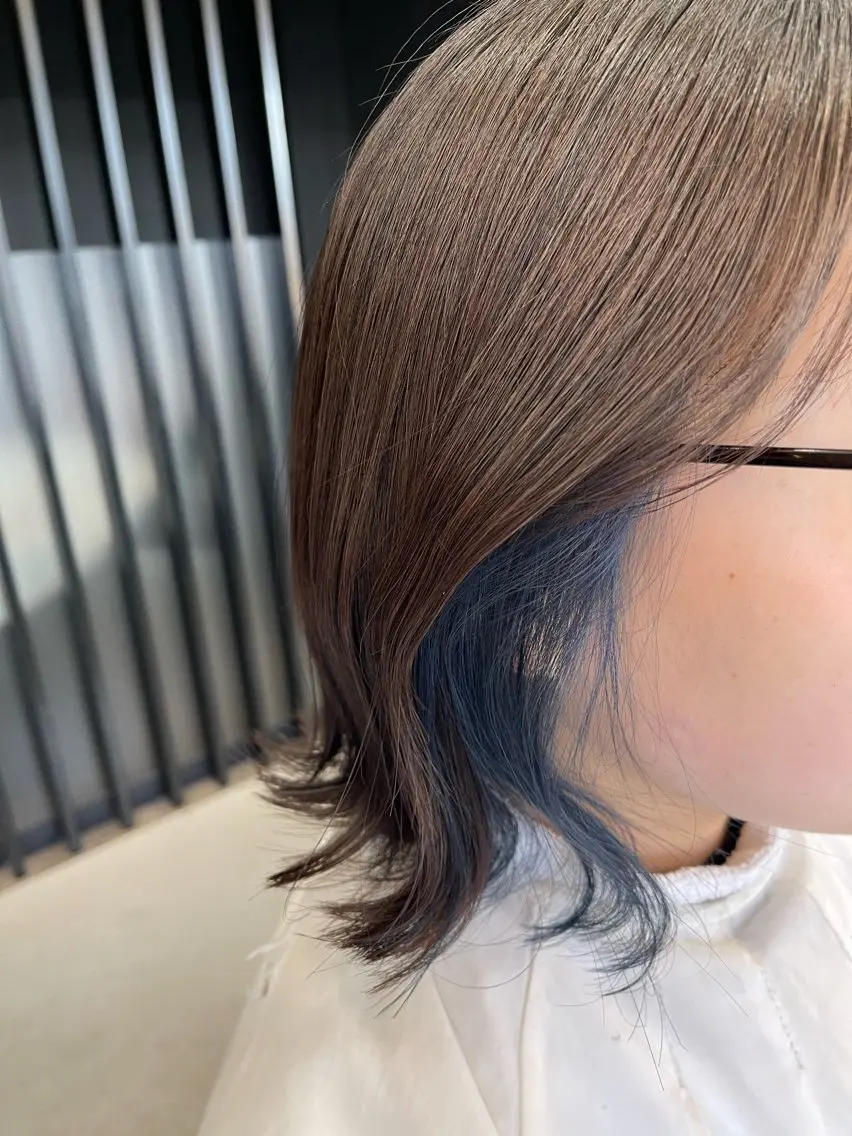 【🌈ポイントオシャレ🌈】イヤリングカラー（ブリーチ）➕全体カラー➕髪質改善トリートメント《土日➕500円》の写真