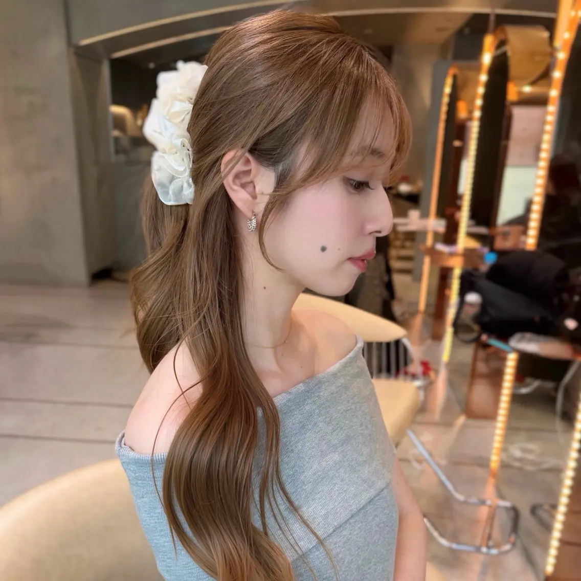 ロング カラー ブリーチ 透明感カラー ダブルカラー ブリーチなしカラー 顔周りカット カット ヘアカラー トリートメント 韓国レイヤー🇰🇷 /縮毛矯正💎/月音のヘアスタイル
