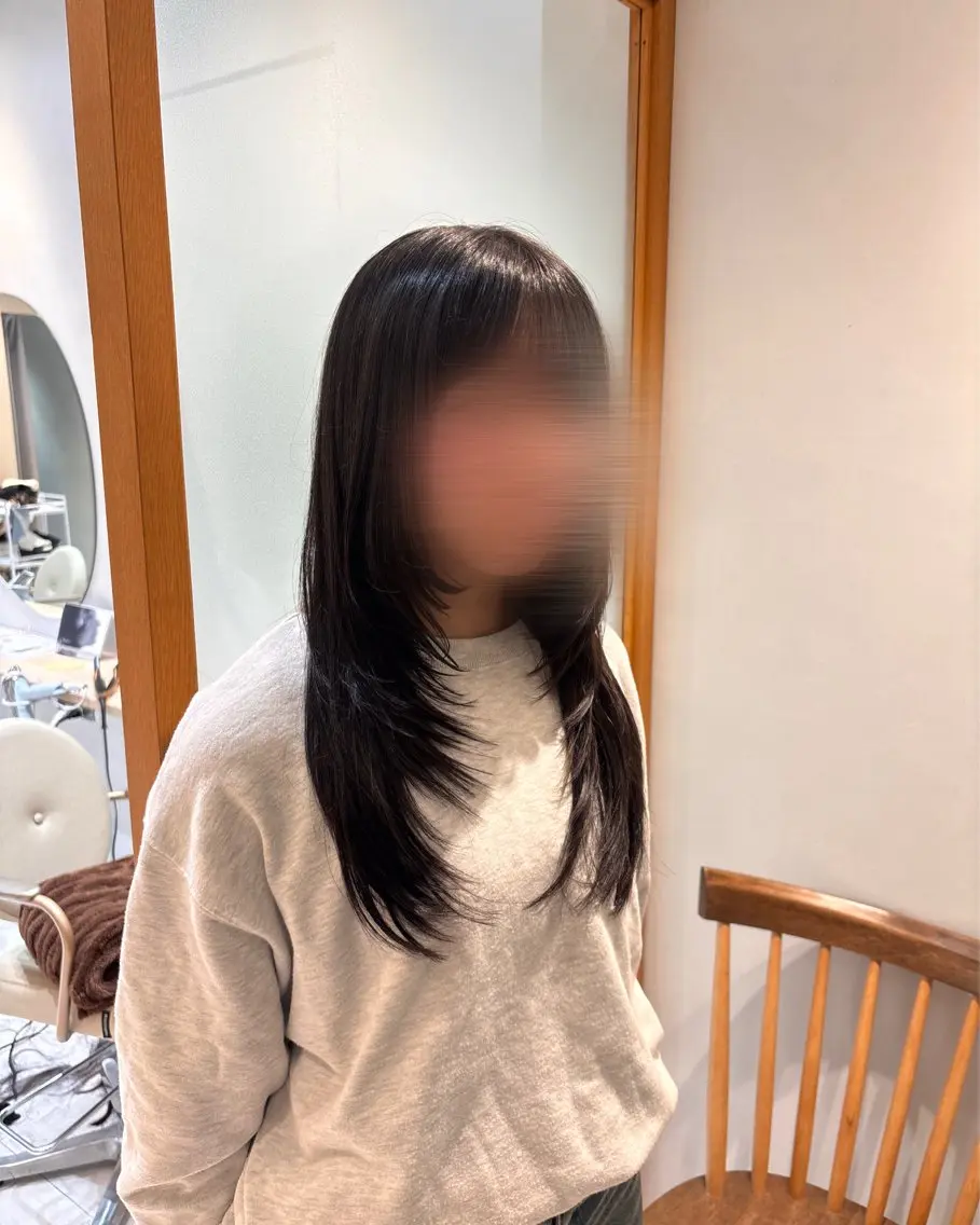 ロング 顔周りカット レイヤーカット 小林 琉花のヘアスタイル