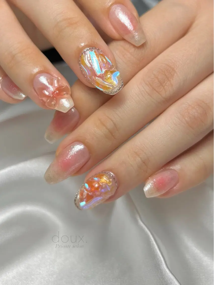 ネイル アートネイル オーロラネイル チークネイル 韓国ネイル マグネットネイル doux. nailのネイルデザイン