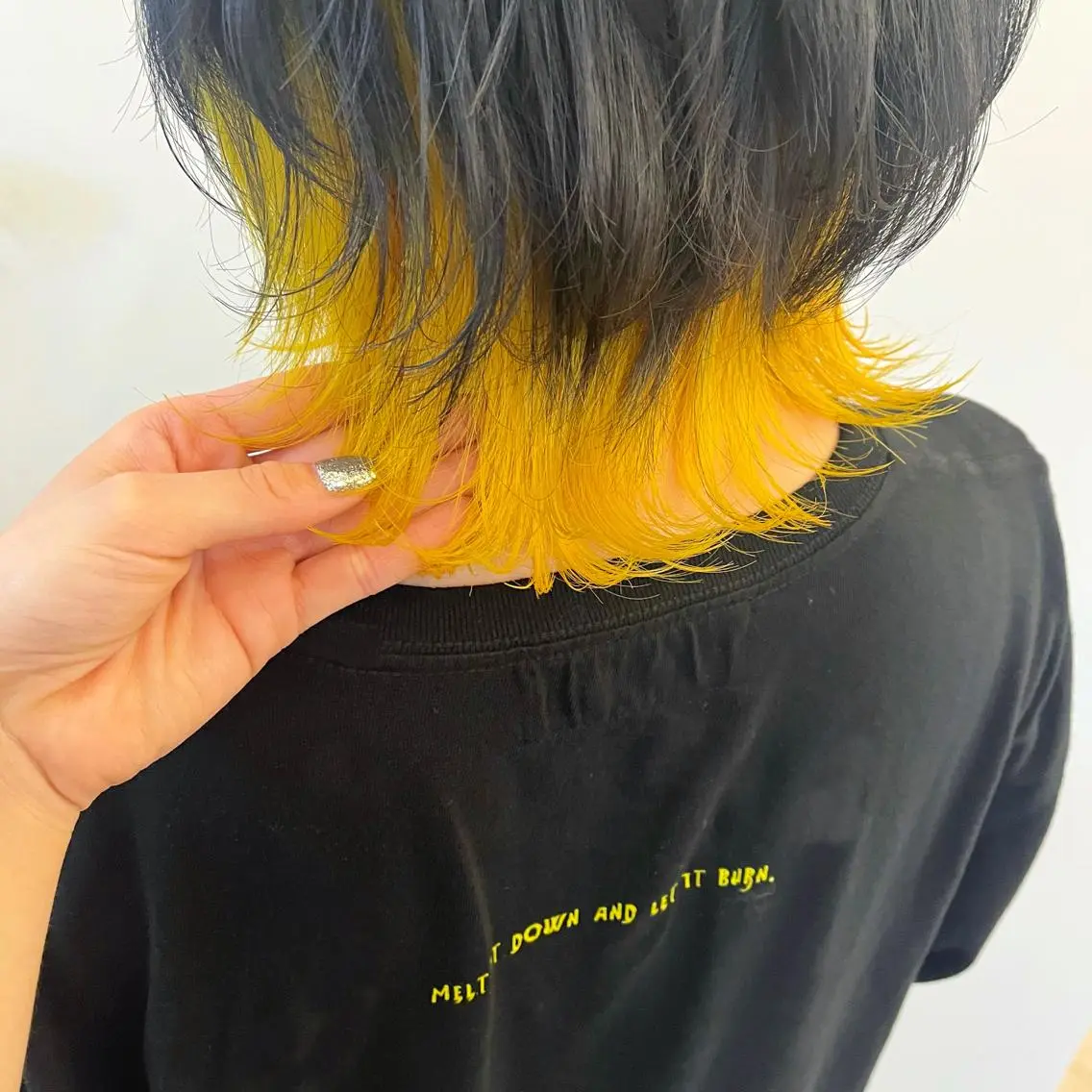 ミディアム カラー ブリーチ カット ヘアカラー 🌷お洒落推しカラー moe🐰🌷のヘアスタイル