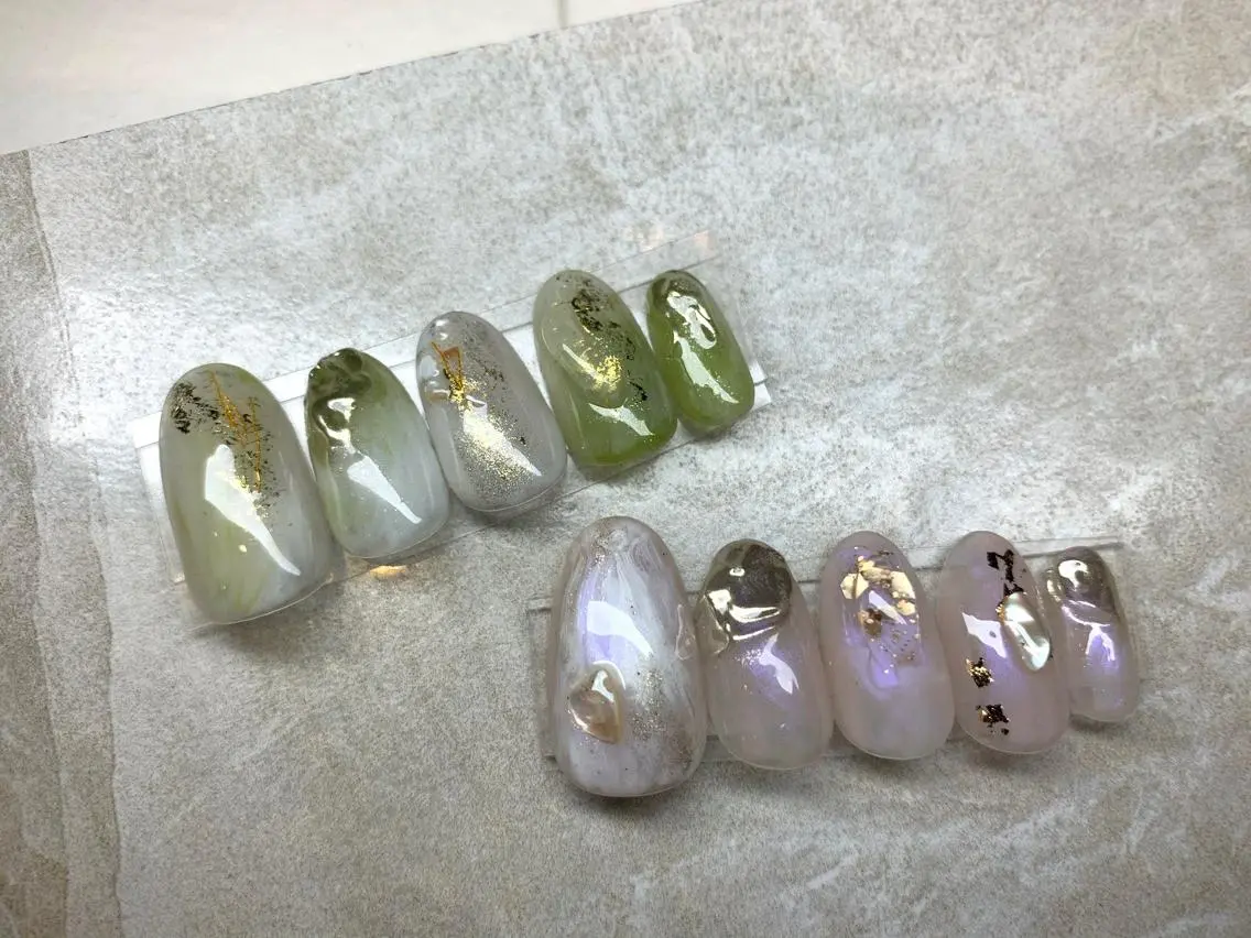 ネイル 里見 麗のネイルデザイン