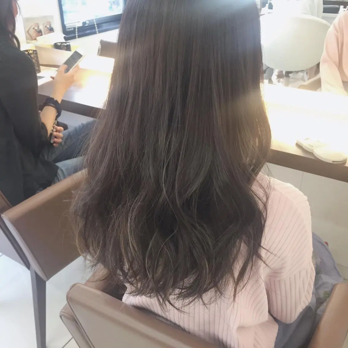 ロング カラー アッシュ ハイライトカラー ハイライト 大平 美沙のヘアスタイル