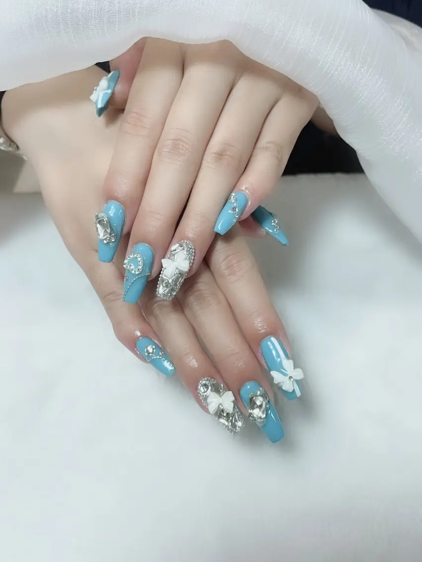 ネイル 長さ出し ワンホンネイル Amina nail salonのネイルデザイン