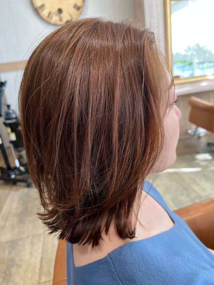 表面に動きをつけてふわっと抜け感up🆙ボブレイヤーカット💇♀️の写真