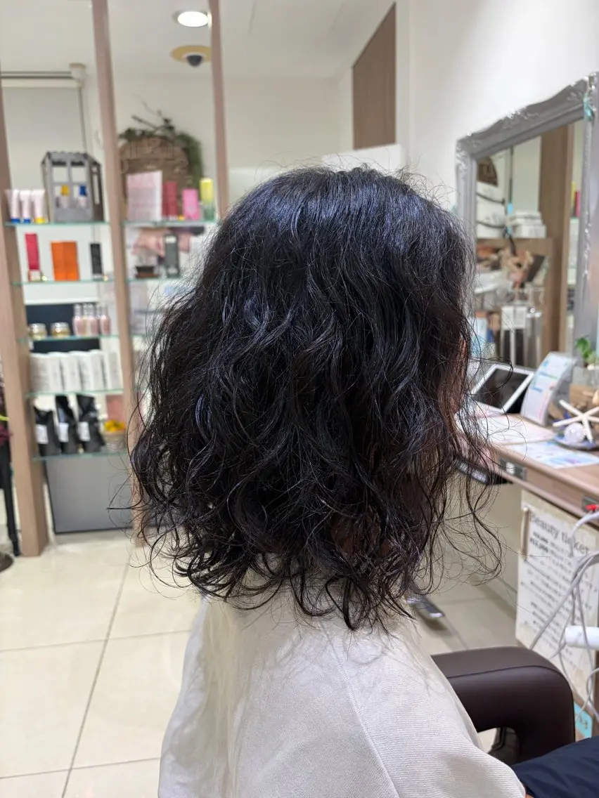 ミディアム パーマ メンズ ミディアムパーマ メンズパーマ カット パーマ Miyu🦄ash カット/まつげのヘアスタイル