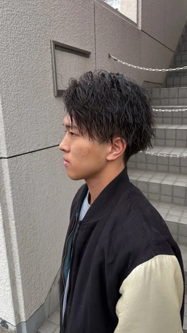 カラー パーマ メンズ メンズパーマ ツイストスパイラルパーマ スパイラルパーマ ひらの ももかのヘアスタイル
