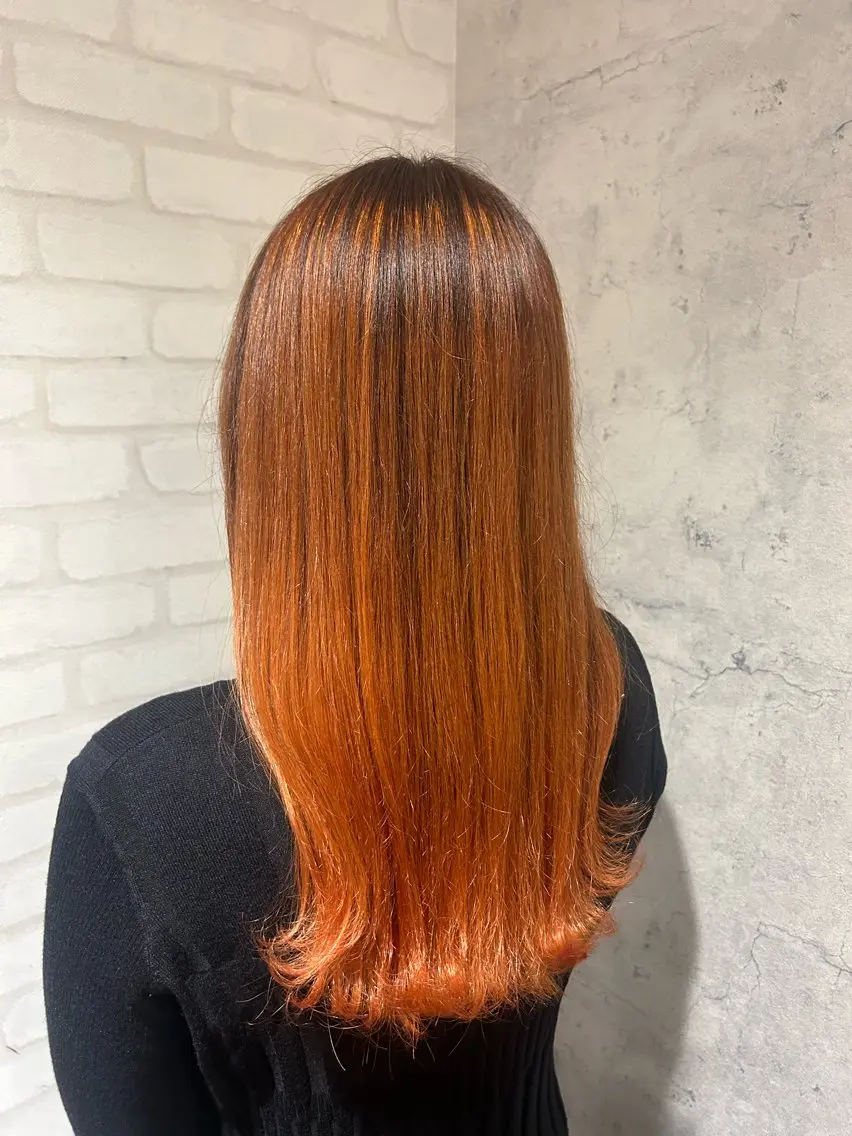 ロング カラー バレイヤージュ グラデーションカラー オレンジ レイヤーカット ヘアカラー パーソナルカラー 診断🍀マリンのヘアスタイル