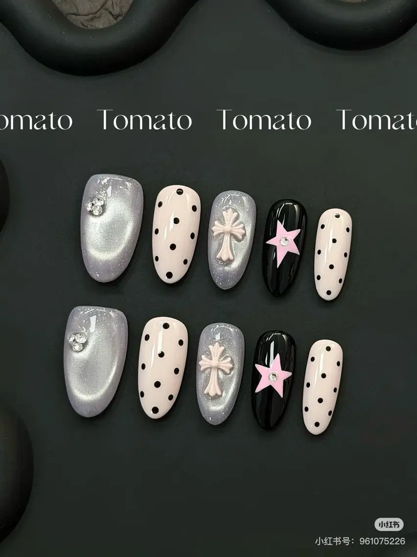 ネイル 大久保アオnail リサのネイルデザイン