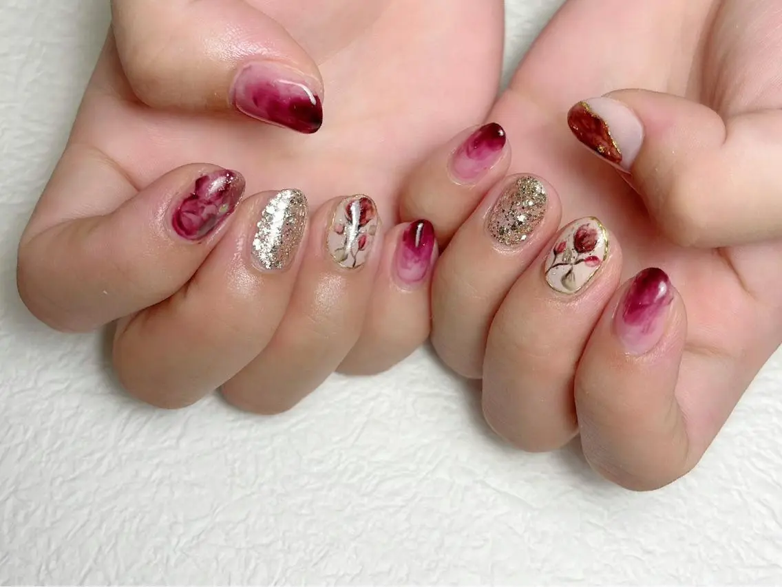 ネイル アートネイル ボルドー フラワーネイル ジェルネイル キラキラネイル Y nail なんば堀江店のネイルデザイン
