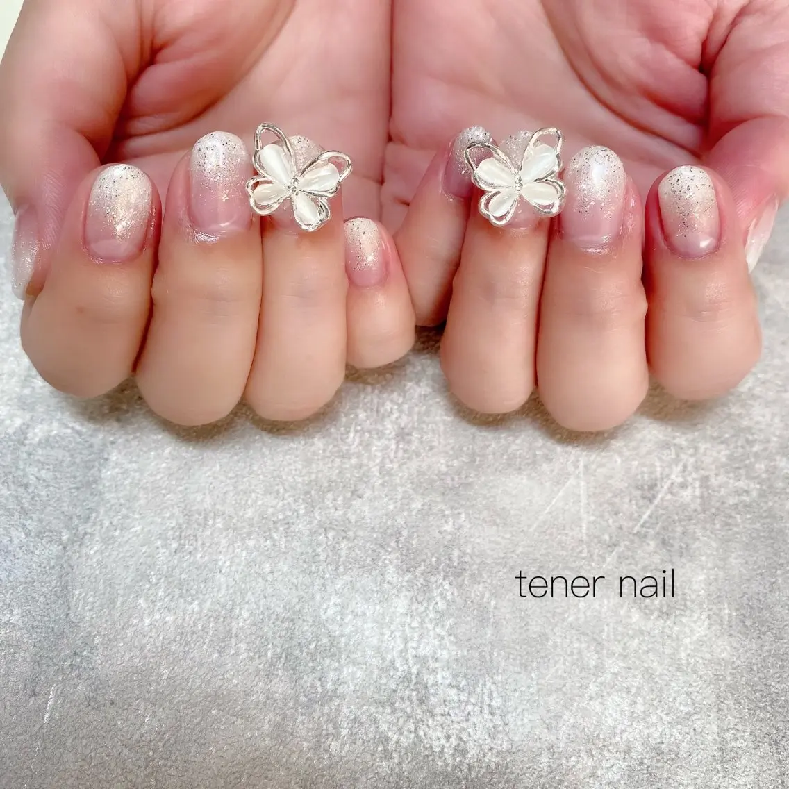ネイル グラデーション テネルネイル tener nailのネイルデザイン