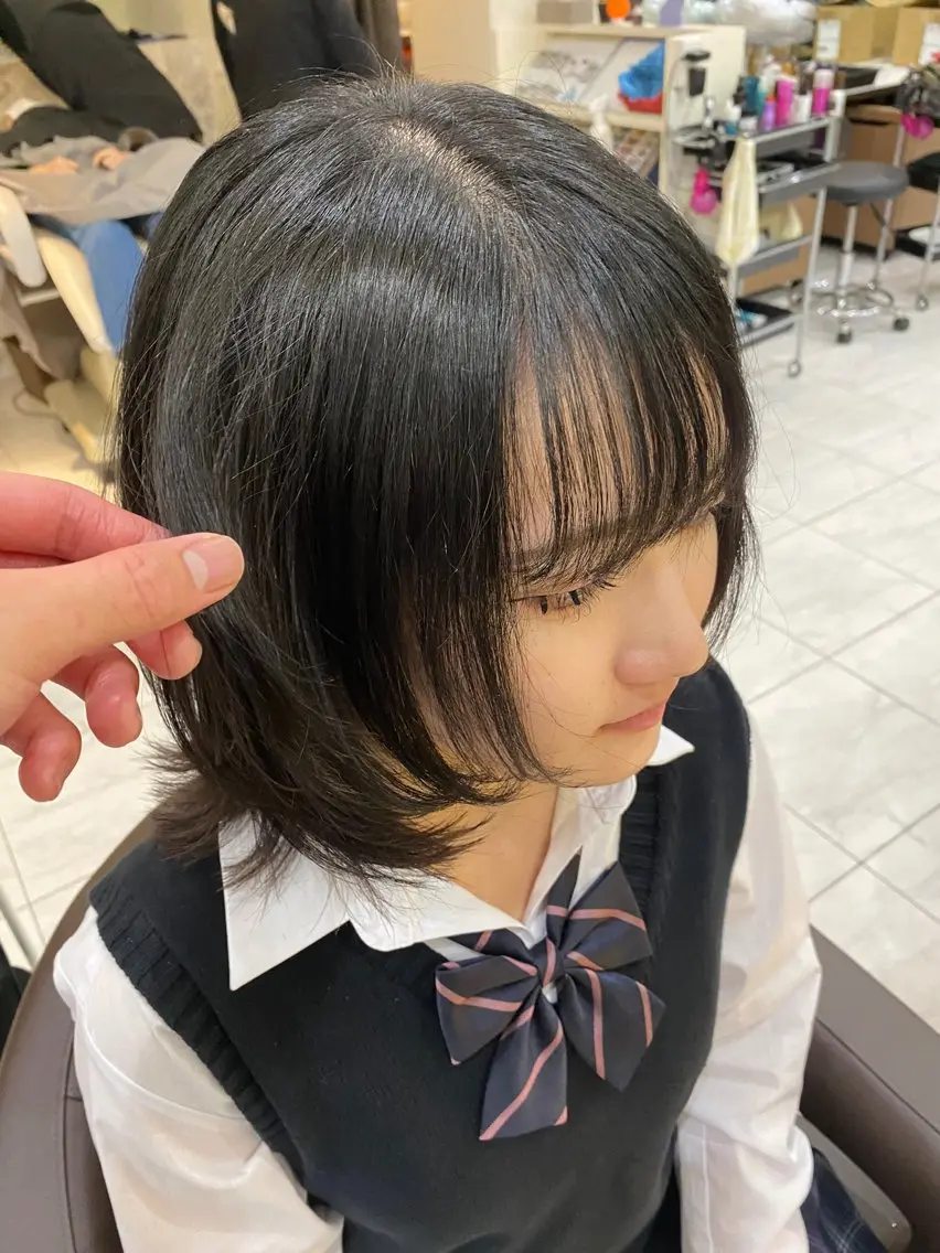 ミディアム ヘアアレンジ 切りっぱなしボブ ショートボブ 韓国風カラー ボブ 韓国風ヘア カット 目黒 碧人のヘアスタイル