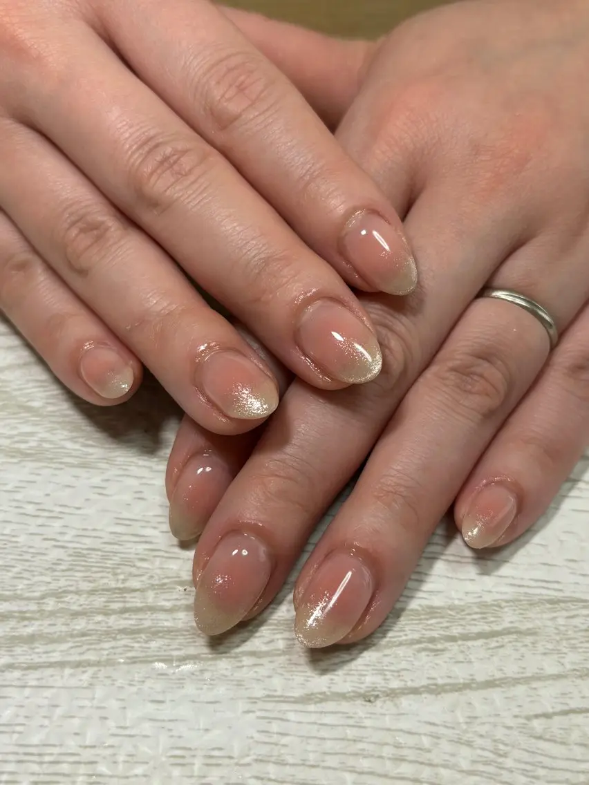 ネイル チークネイル マグネットネイル ハンドネイル Ulu Nail 🌱MOMOKAのネイルデザイン