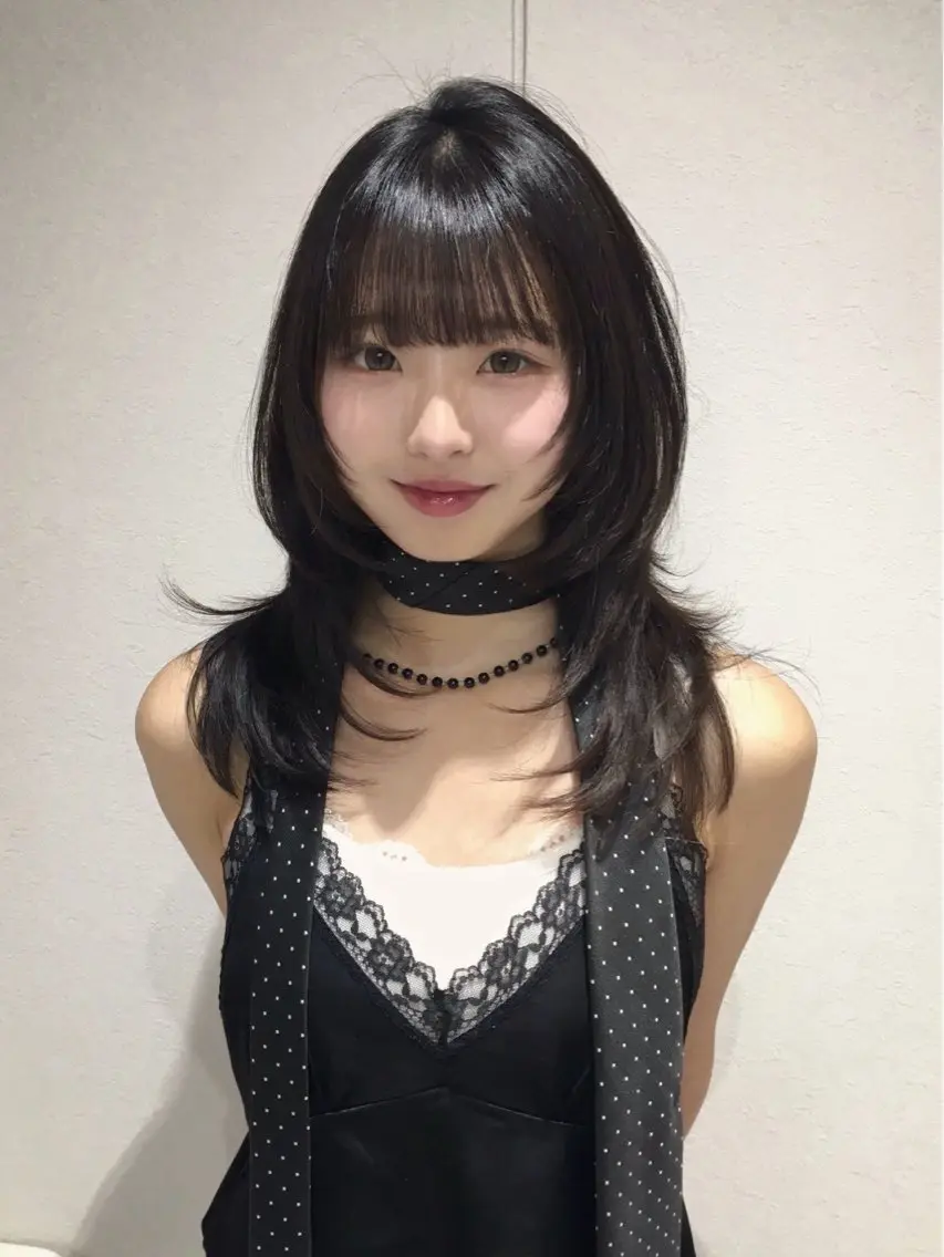 ミディアム カット トリートメント Hanaka🪷 レイヤー×ブリーチのヘアスタイル