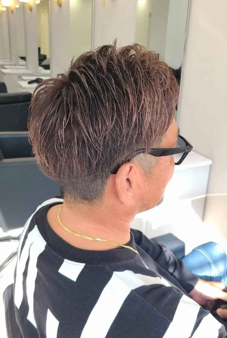 ショート メンズ カラー メンズハイライト ハイライトカラー ハイライト カット ヘアカラー 桐島 令奈のヘアスタイル