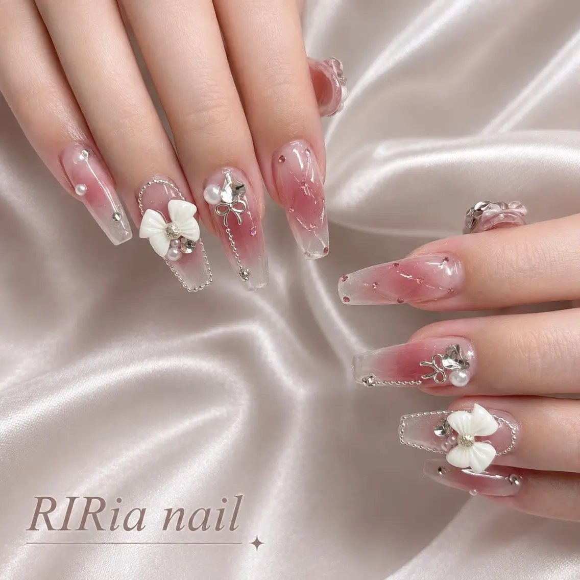 ネイル チークネイル クリアネイル ピンク リボン ホワイト ハンドネイル 🎀RIRia nail🎀のネイルデザイン