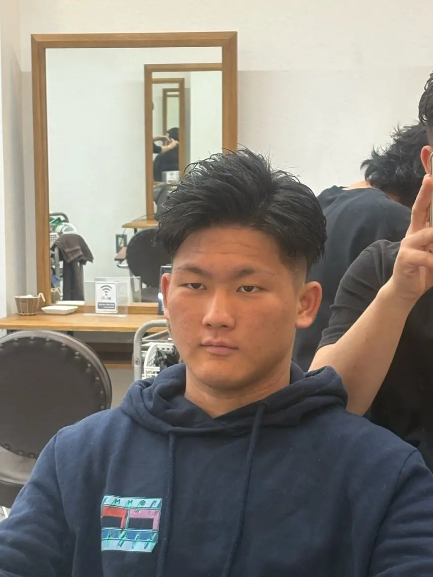 ショート メンズ アップバング 七三 カット 大石 煌湧のヘアスタイル