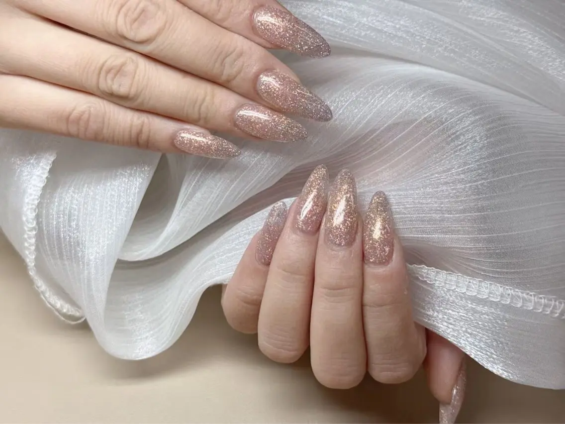 ネイル メイ 💅のネイルデザイン