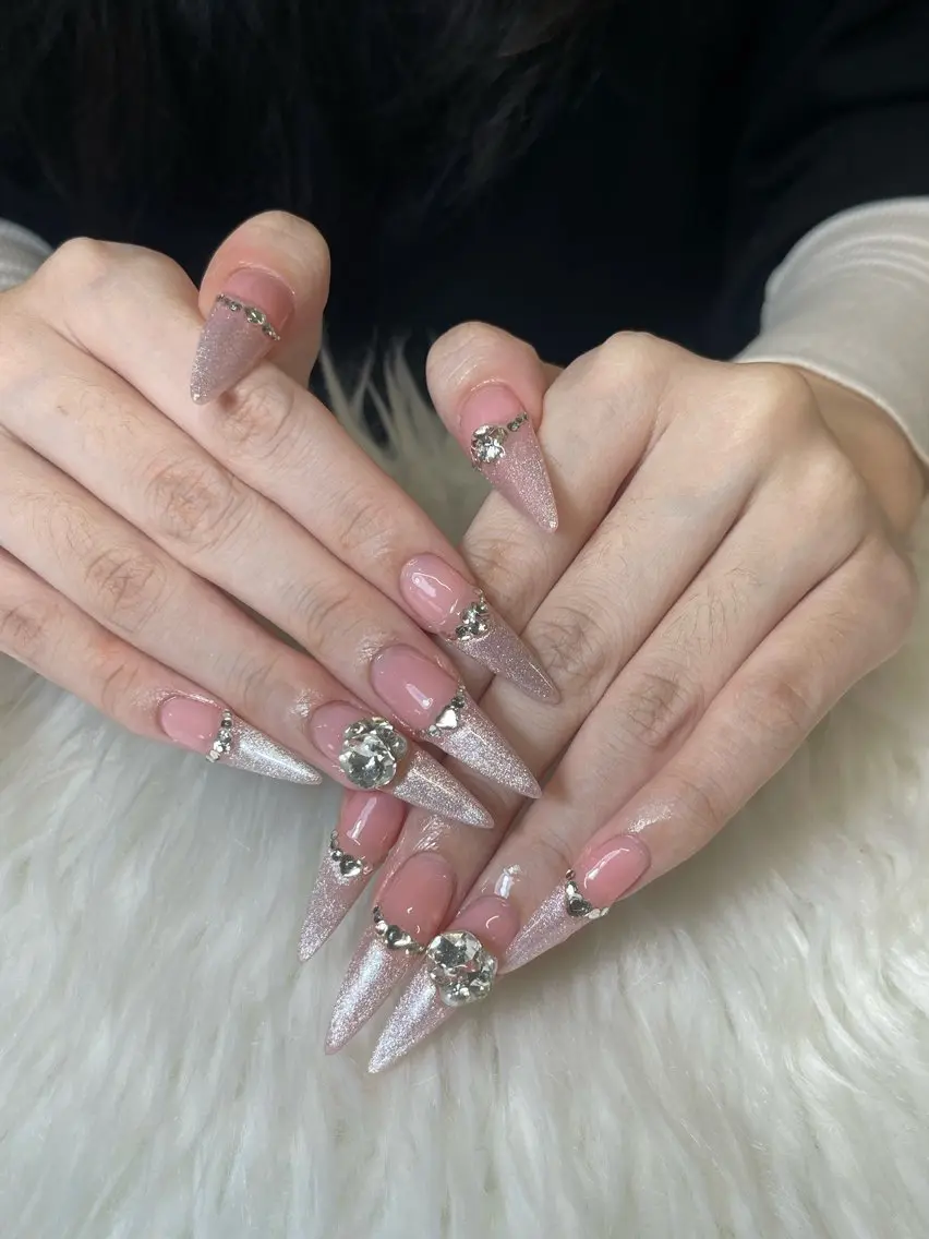 ネイル ハンドネイル NiJi Nailsのネイルデザイン