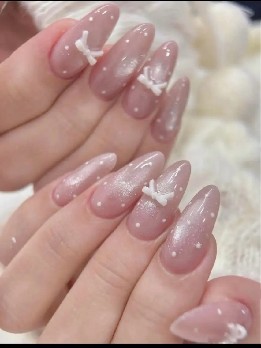 ネイル キラキラネイル マグネットネイル ぷっくりネイル 春ネイル ワンホンネイル ハンドネイル Candy Nailのネイルデザイン