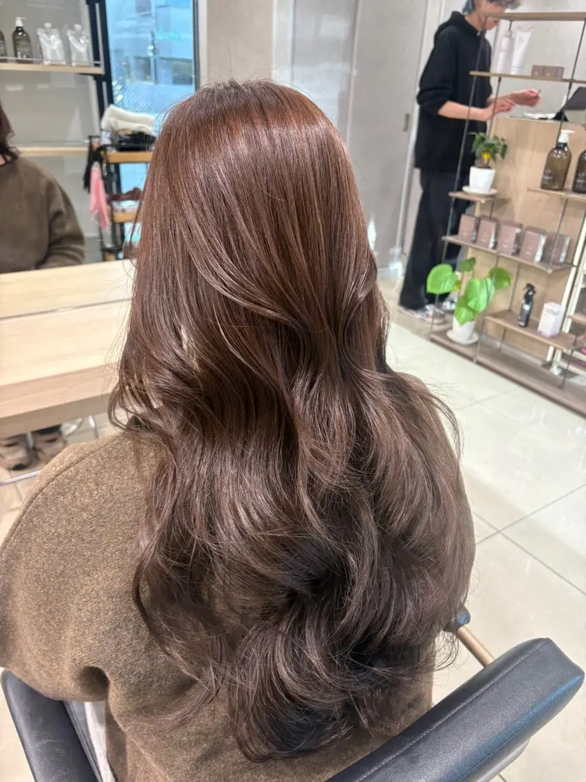 ロング ヘアカラー ⟡.·韓国ヘア*.ﾟ 室岡　咲希のヘアスタイル