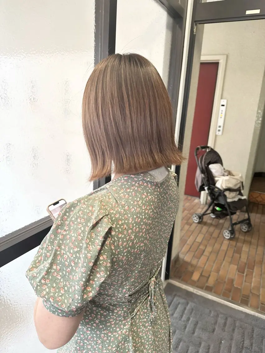 💎人気No.2💎小顔似合わせカット+うる艶カラー+ケアトリートメントの写真