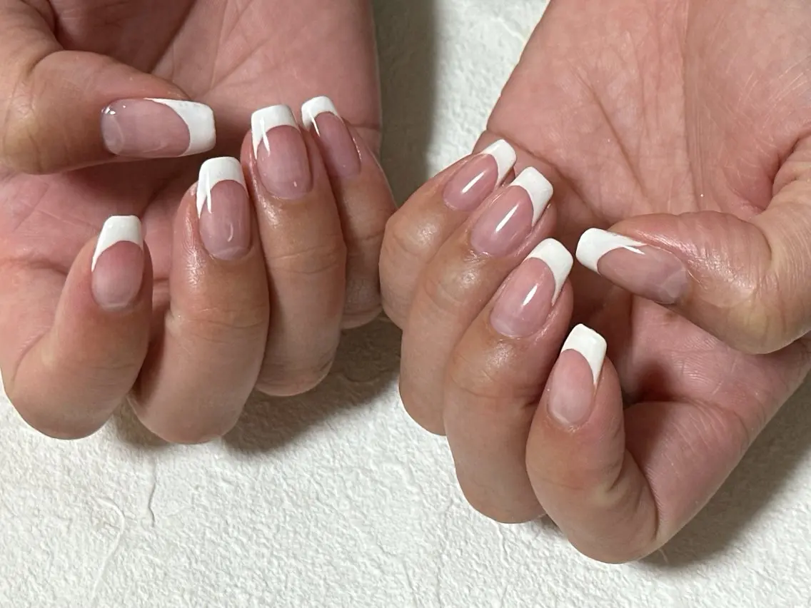ネイル オーロラネイル フラワーネイル フットネイル フレンチネイル ジェルネイル mogunail &blowのネイルデザイン