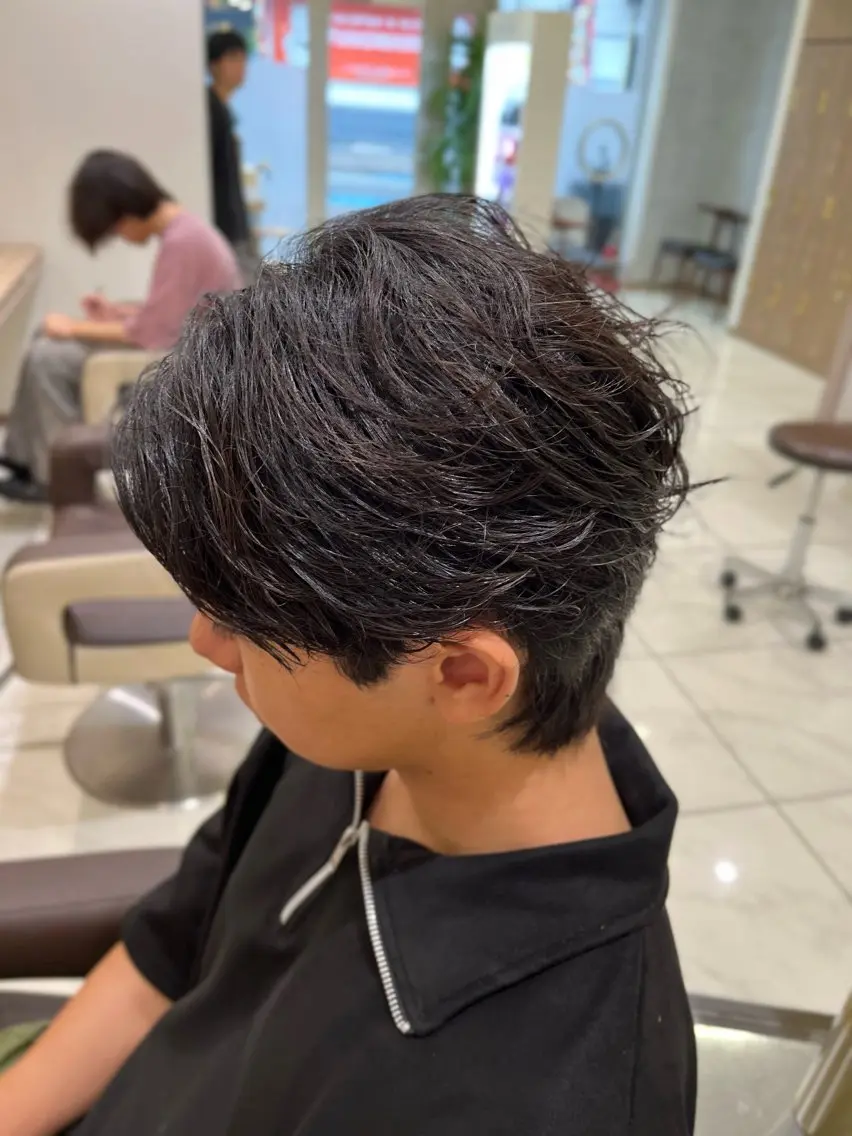 パーマ メンズ カット パーマ トリートメント ヘアセット 【メンズパーマ✨️ 髪質改善矯正】岩城のヘアスタイル