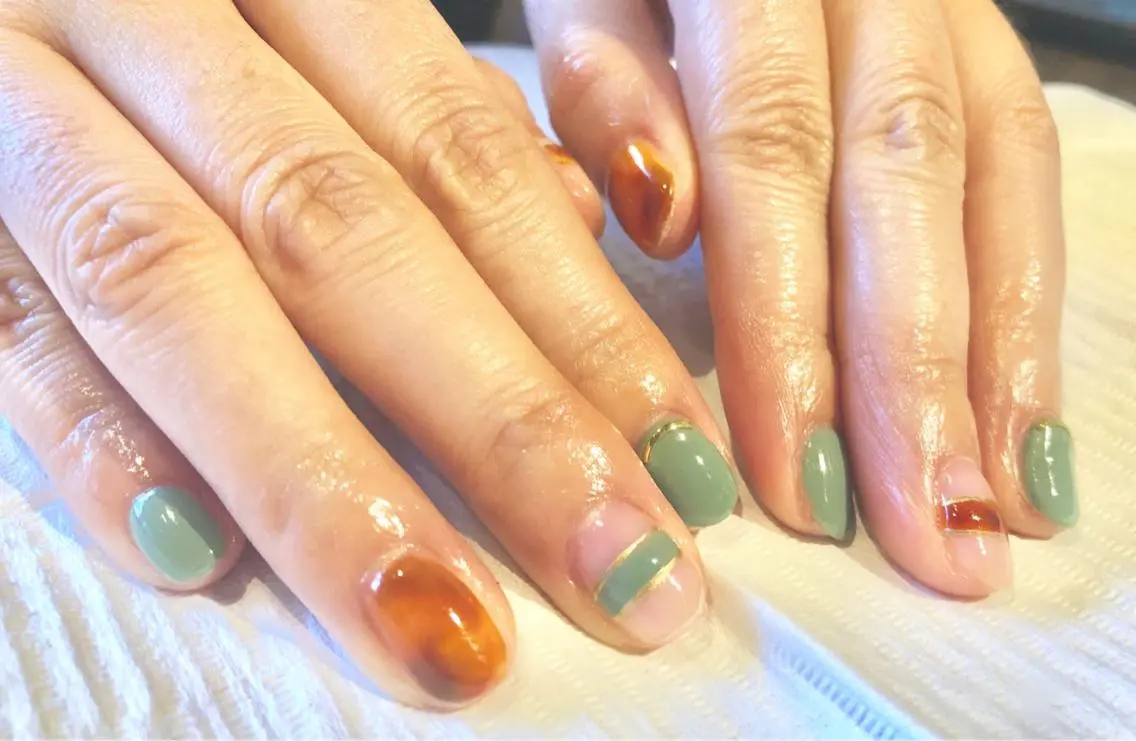 ネイル べっ甲ネイル TRAM-nail moriizumiのネイルデザイン