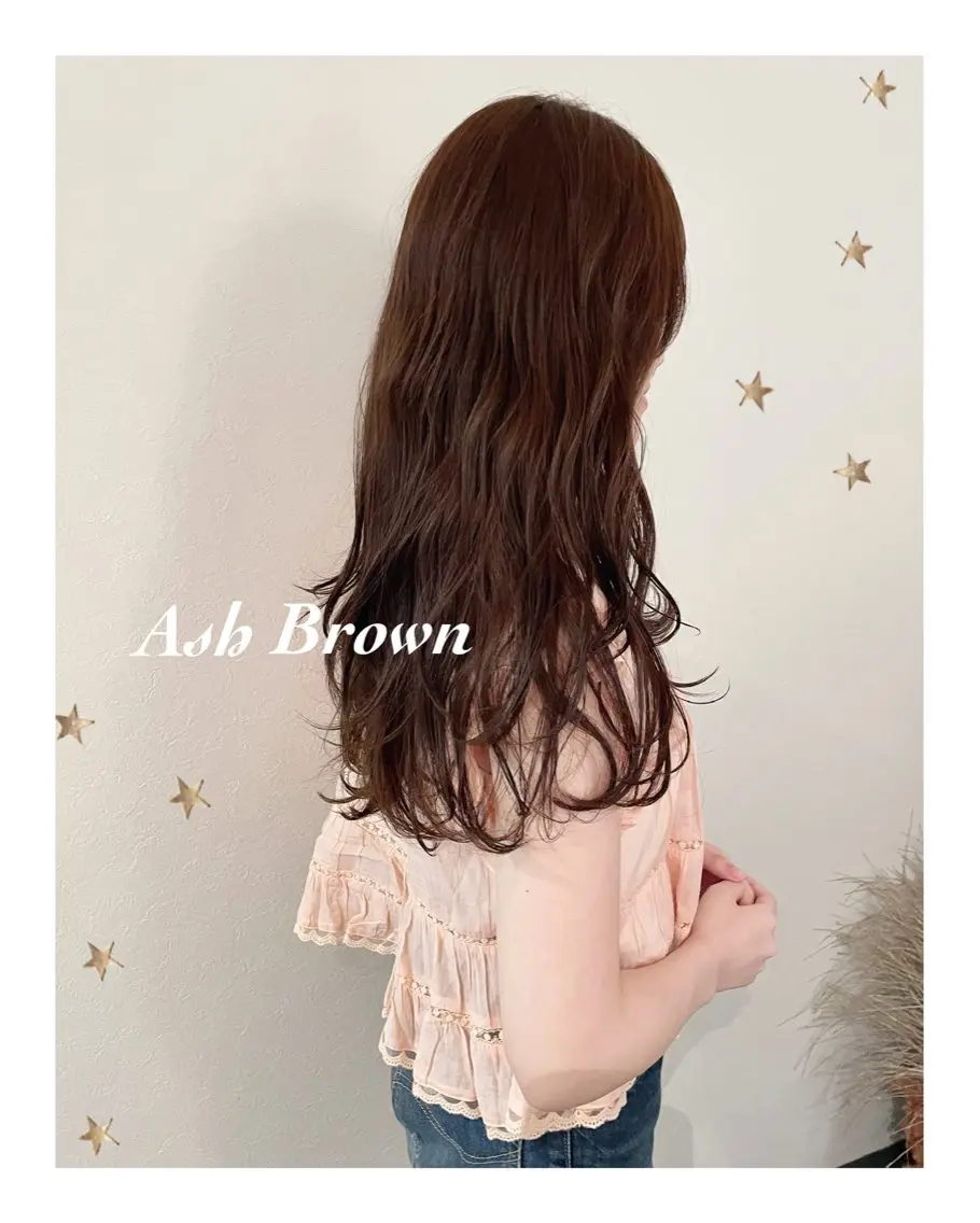 ロング カラー カット ヘアカラー 市川 千夏のヘアスタイル
