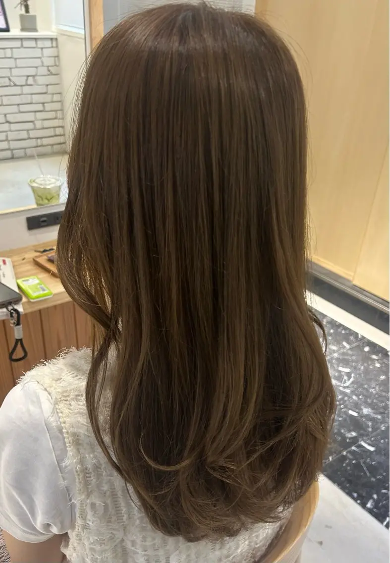 ロング ヘアカラー chiharu 𝜗𝜚꙳.*のヘアスタイル