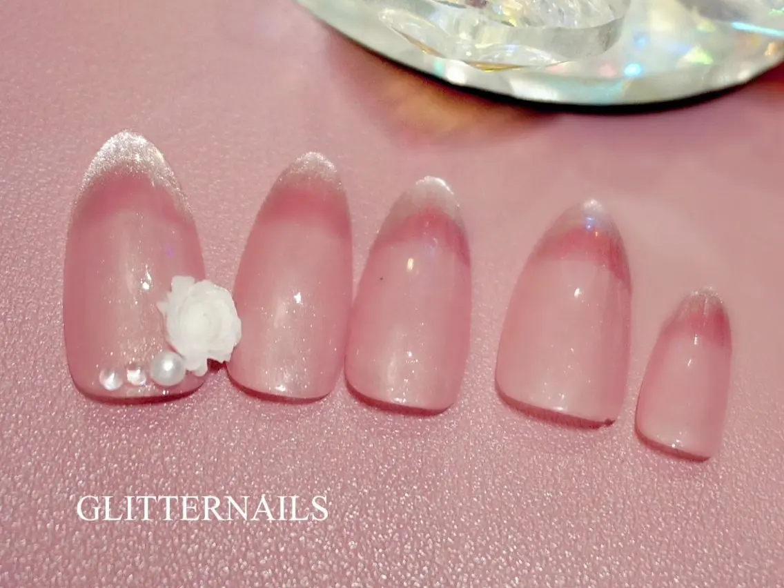 ネイル ハンドネイル glitter na ils AYAのネイルデザイン