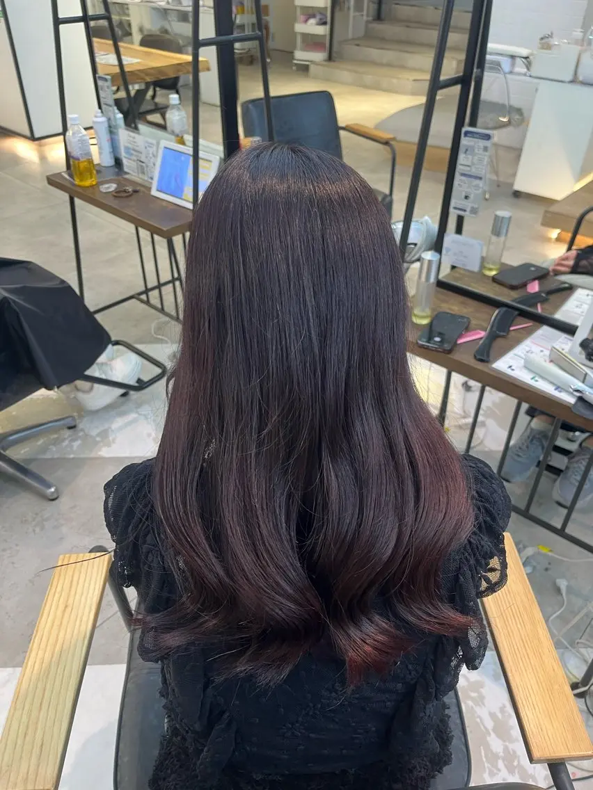 ロング カラー せりな🎀🕯️ /透明感カラーのヘアスタイル