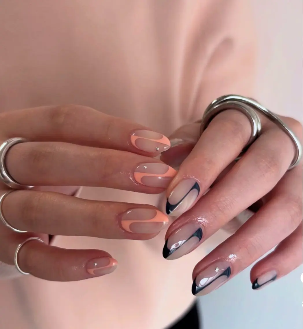 ネイル アートネイル オーロラネイル チークネイル フレンチネイル ガラスフレンチ ハンドネイル 🎀🎀YooLi Nail Salonのネイルデザイン