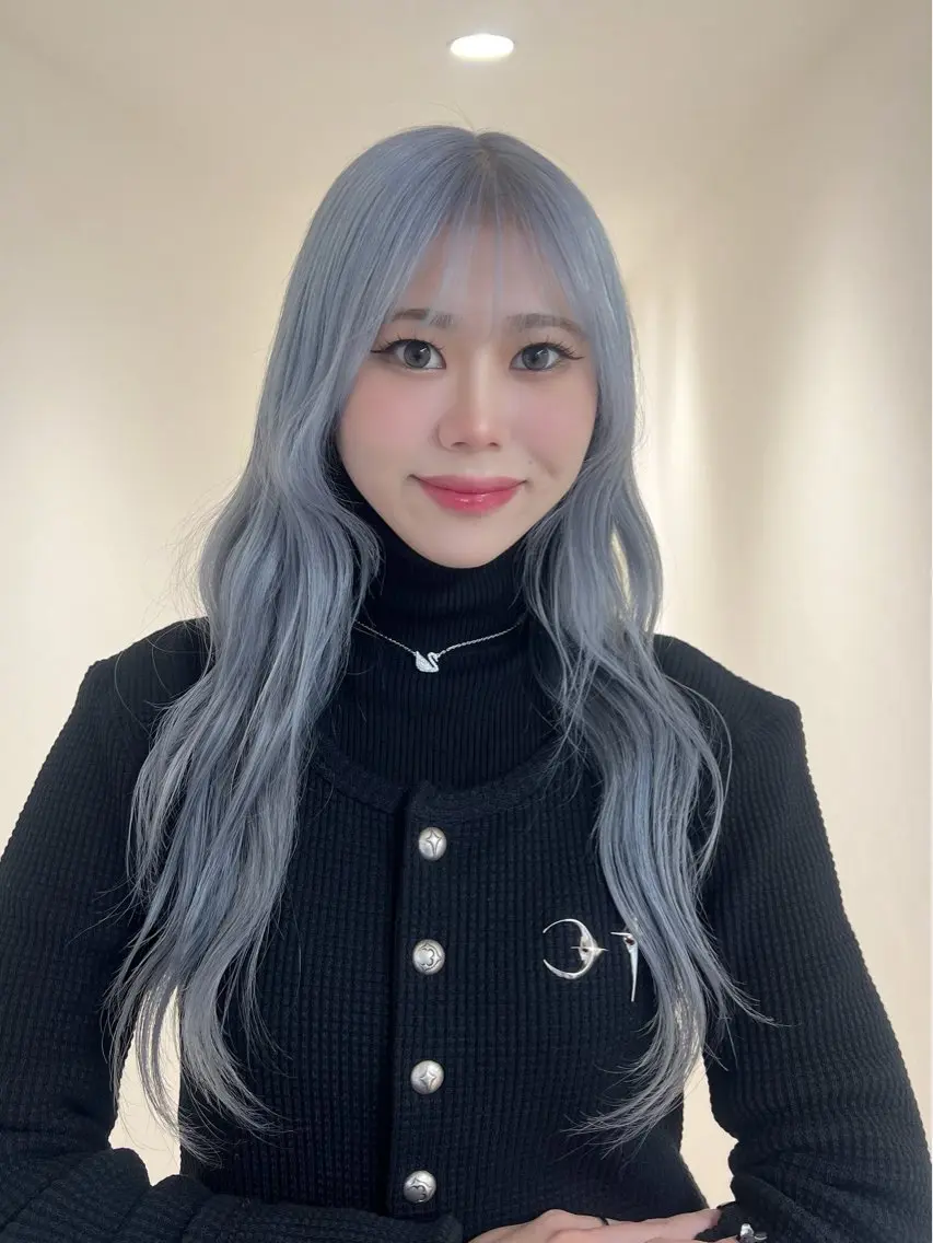 ロング リコ ハッシュカット 韓国レイヤーのヘアスタイル