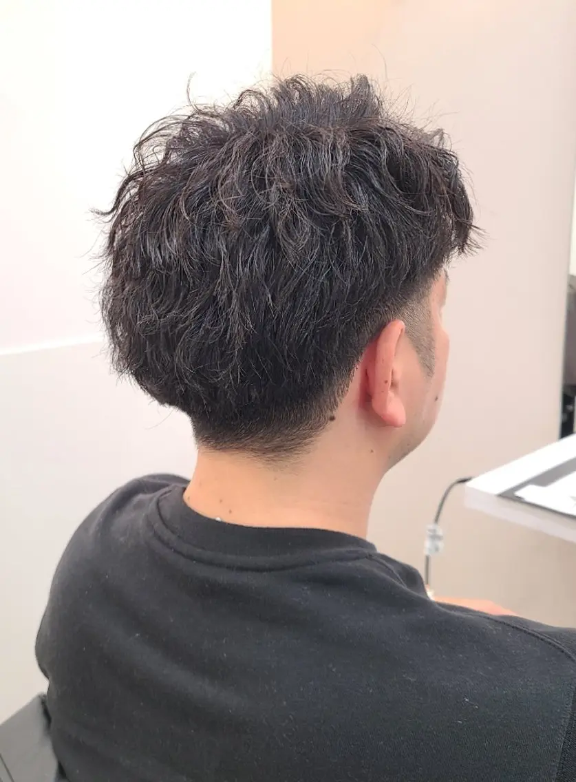 ショート パーマ メンズ メンズパーマ カット パーマ 桐島 令奈のヘアスタイル