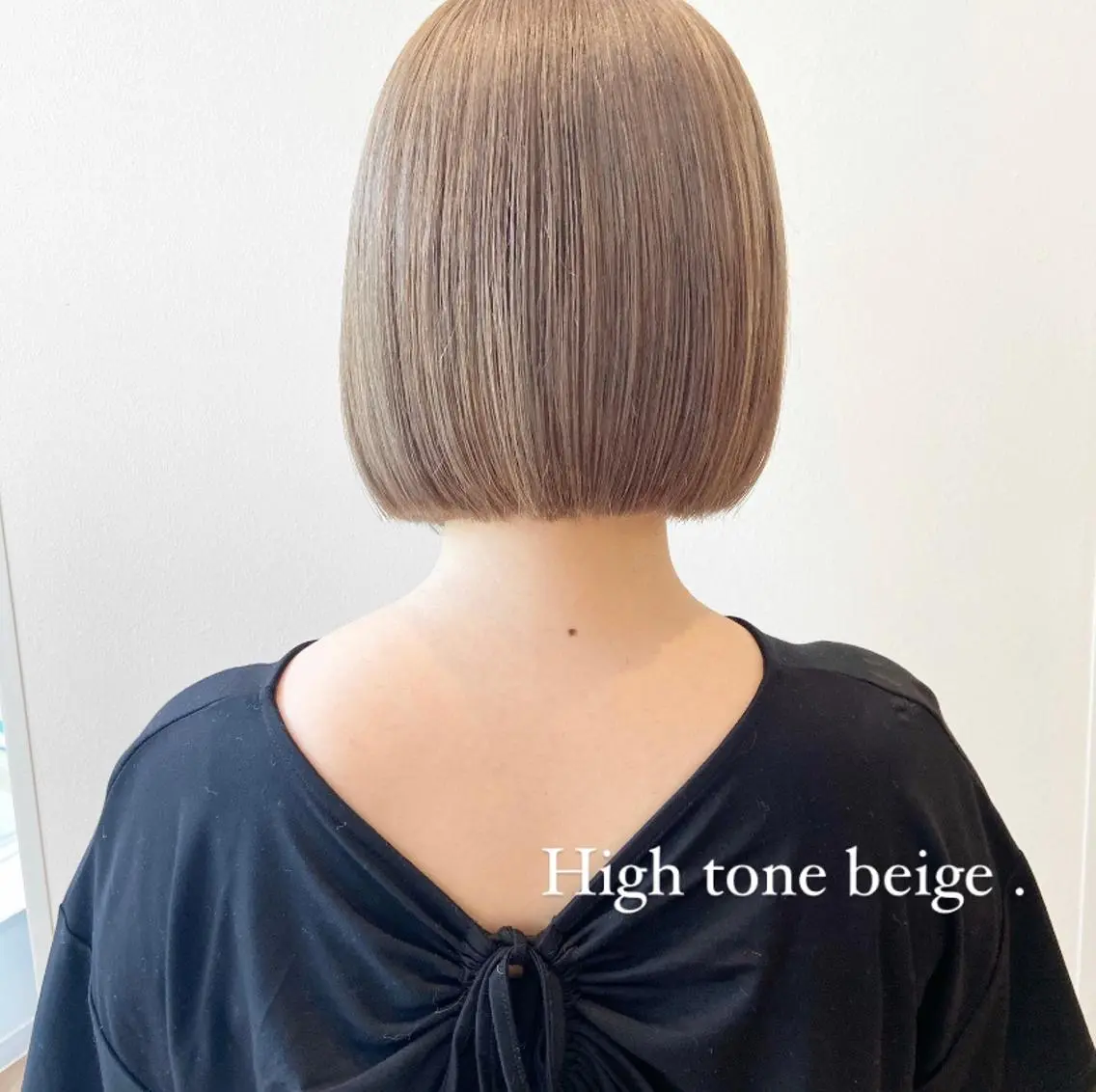 ショート カラー ハイトーンカラー ボブ 木下 奈々のヘアスタイル