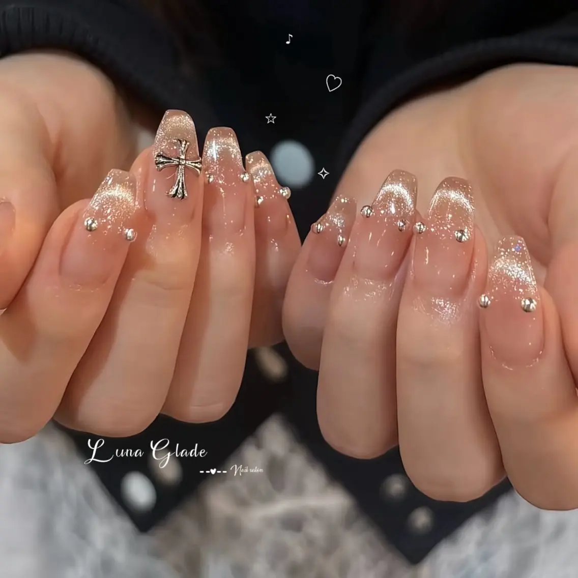 ネイル ハンドネイル Luna Gladeのネイルデザイン