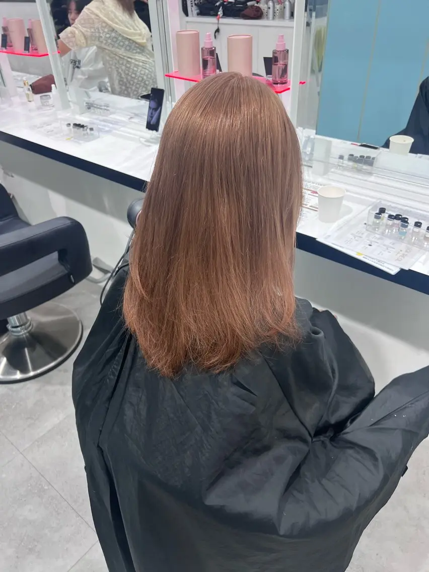 カラー ミルクティー・透明感 🏹REN🏹のヘアスタイル