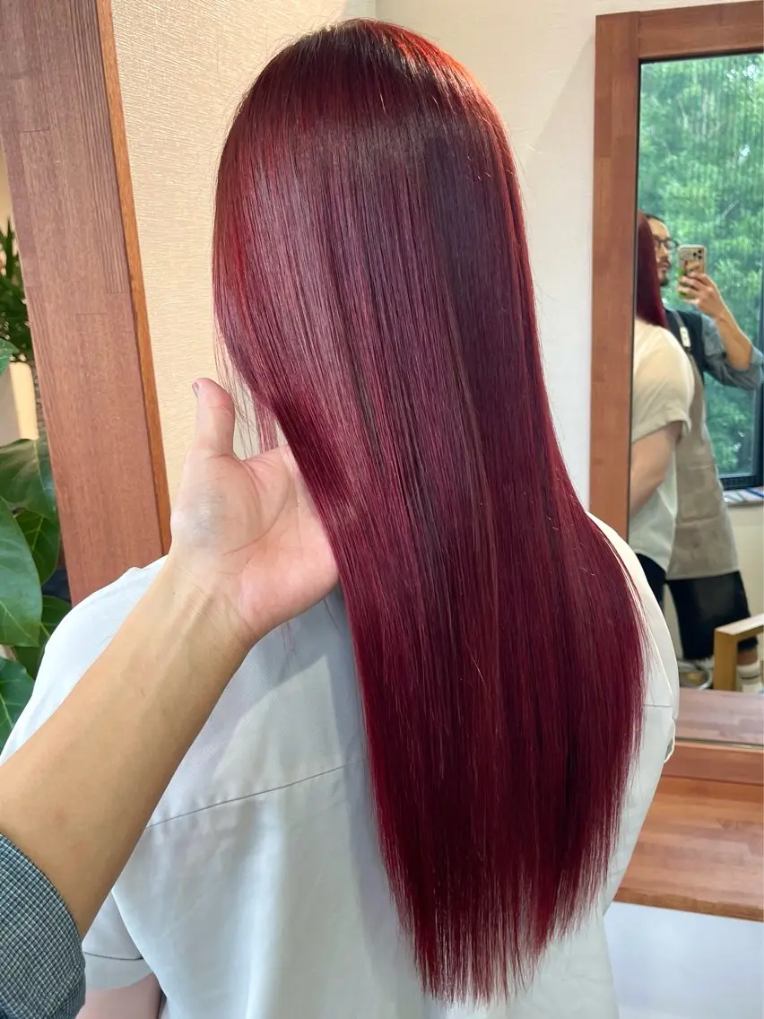 ロング カラー ブリーチ ダブルカラー ブリーチなしカラー レッドカラー ルビー ヘアカラー トリートメント 田室 和幸のヘアスタイル
