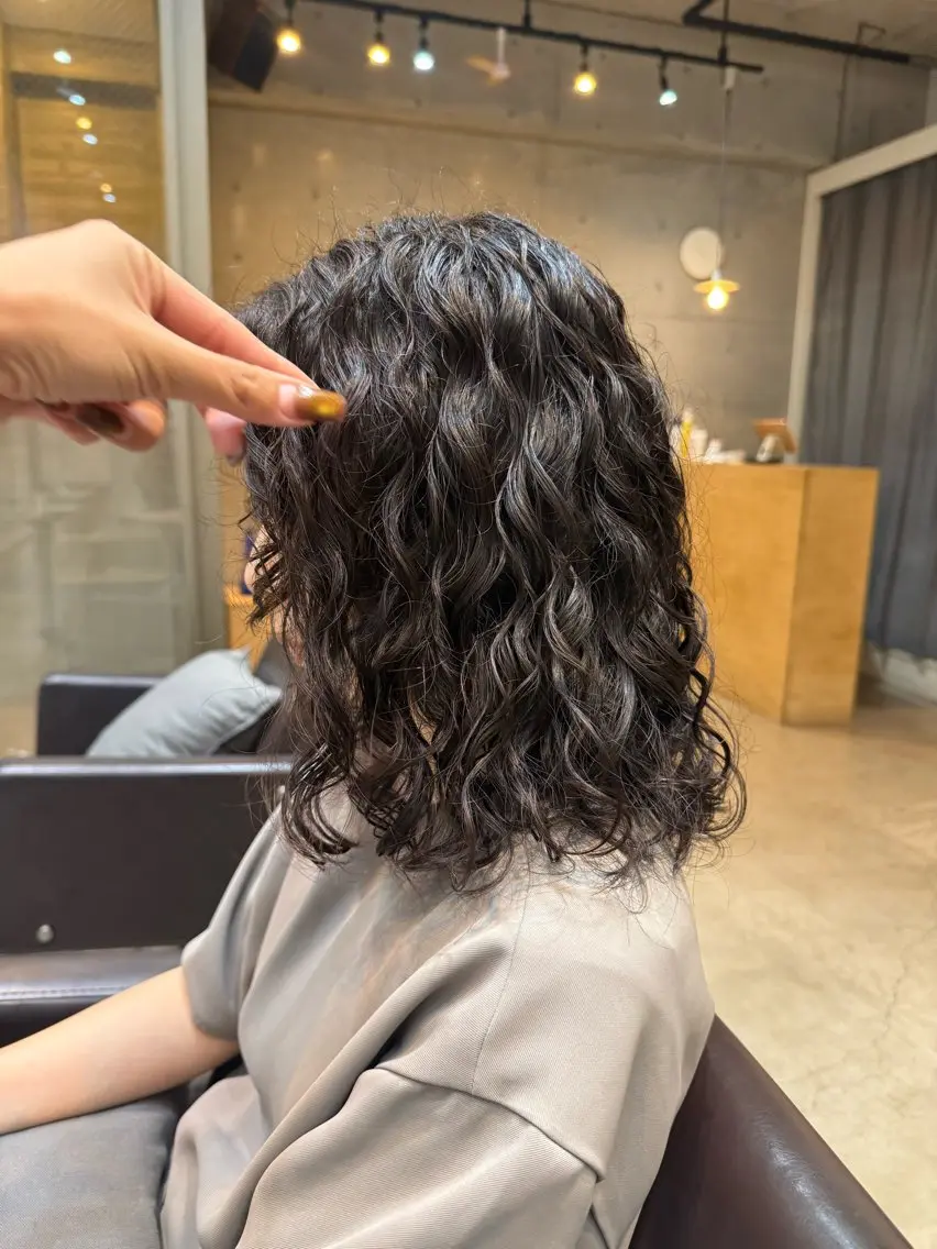 ミディアム カット パーマ トリートメント 🌿朝5分でお洒落 パーマスタイル🌿のヘアスタイル