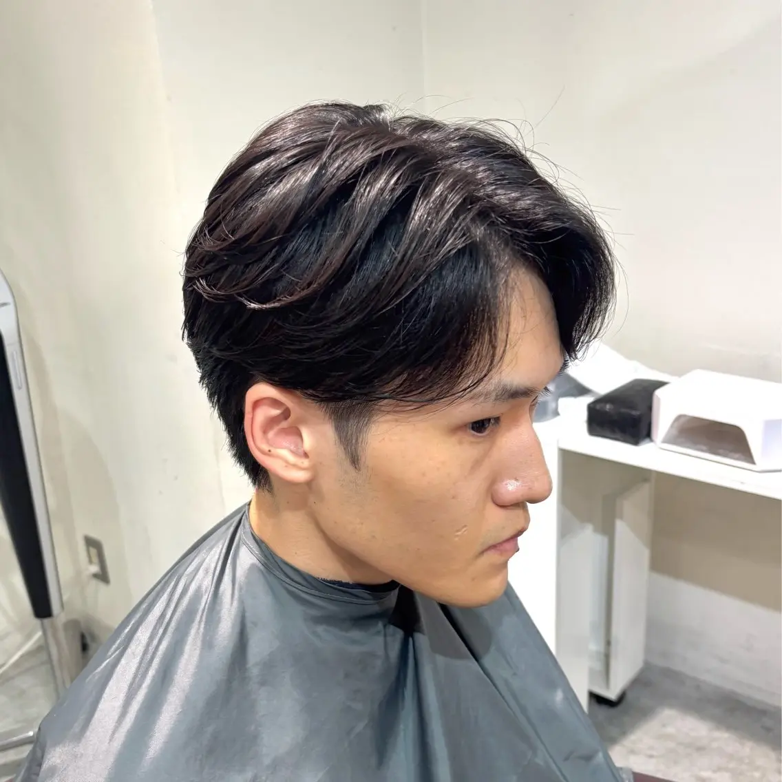 パーマ メンズ センターパート メンズパーマ 刈り上げ ニュアンスパーマ カット パーマ 縮毛矯正/メンズ パーマ/岩名新大のヘアスタイル