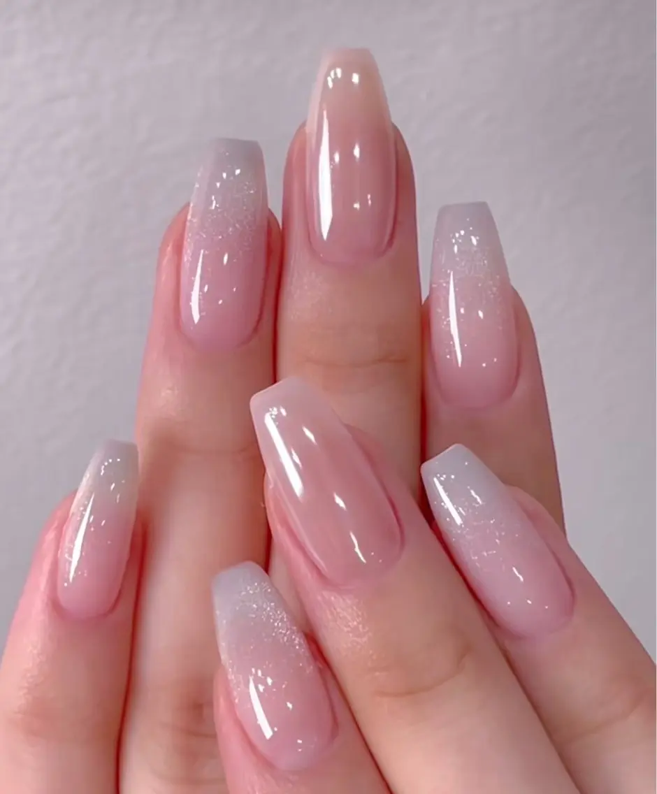 ネイル チークネイル フレンチネイル グラデーション 韓国ネイル マグネットネイル Hana Nailのネイルデザイン