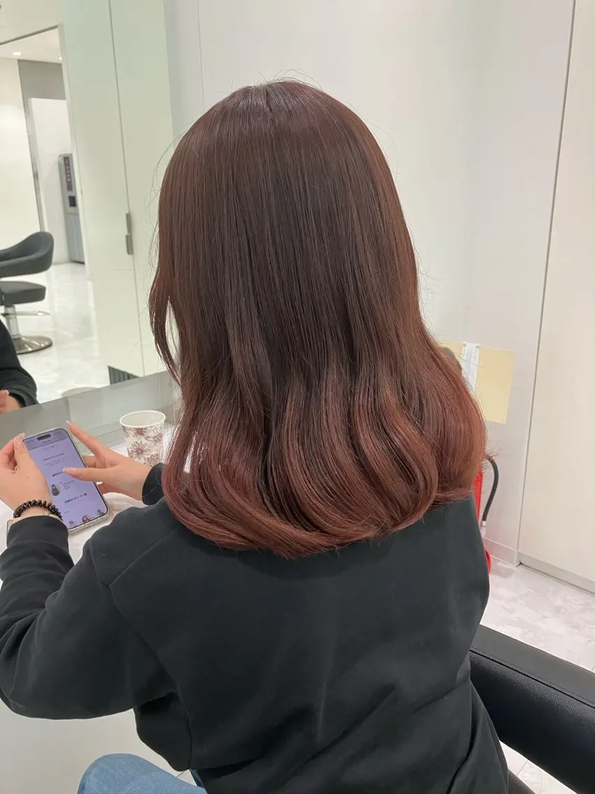 ミディアム カラー ヘアアレンジ 💓色落ちまで綺麗な 垢抜けカラー💓のヘアスタイル