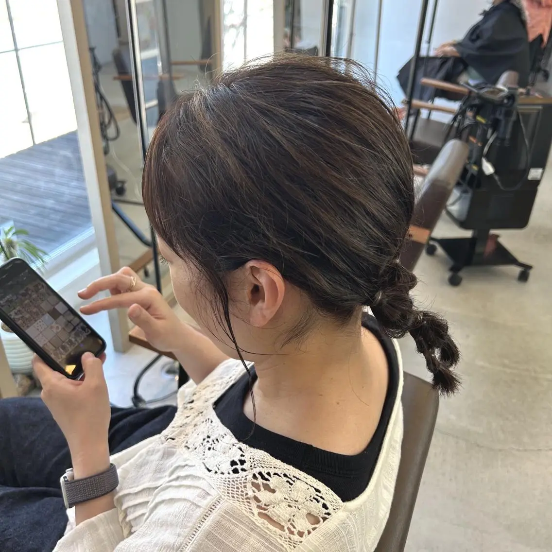 ミディアム カット ヘアカラー 綿貫 美雪のヘアスタイル