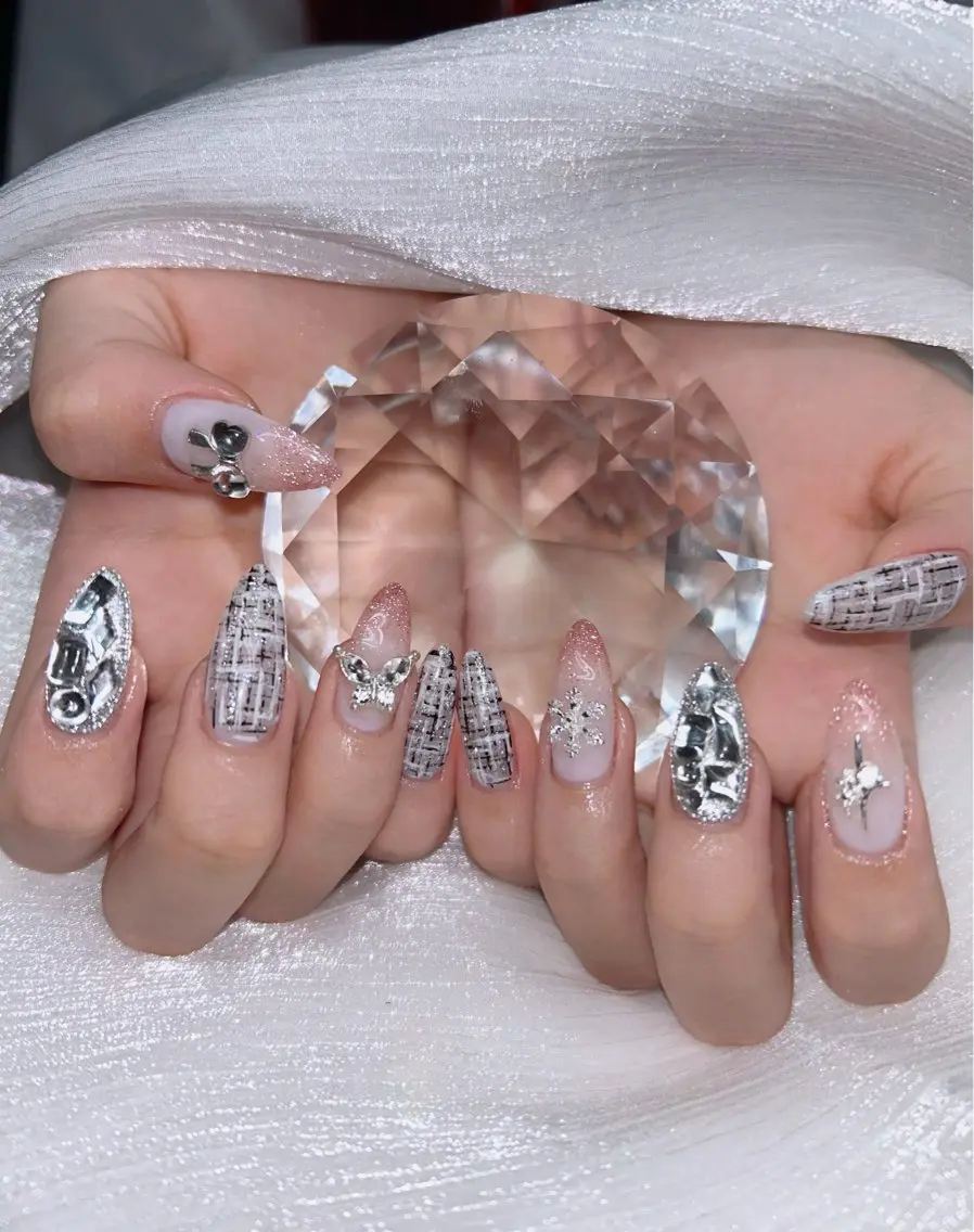 ネイル アートネイル オーロラネイル チークネイル 長さ出し フットネイル ハンドネイル Chan nailsのネイルデザイン