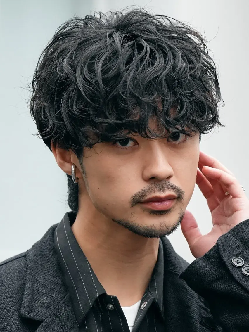 パーマ メンズ マッシュパーマ fifth岡村優作のヘアスタイル