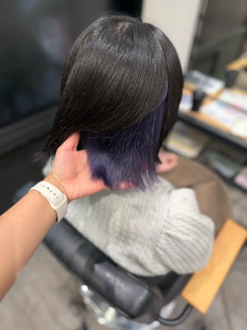 ミディアム カラー ブリーチ ブルーカラー ブルーラベンダー ラベンダーカラー カット ヘアカラー トリートメント 艶髪レイヤー上田 紗也🇰🇷💗のヘアスタイル