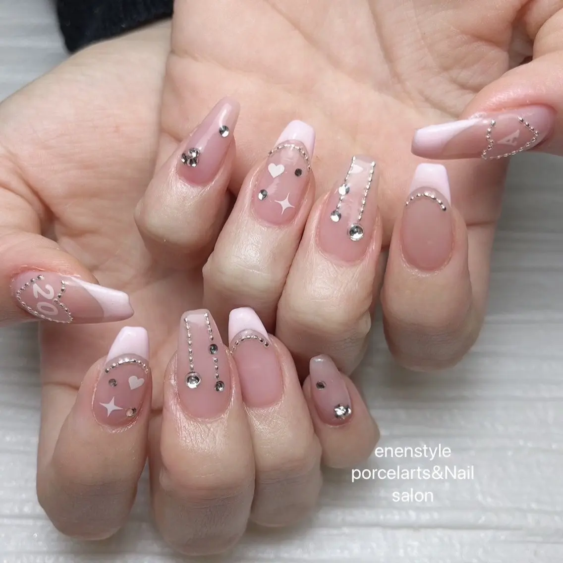 ネイル 🐾enen style 🐾のネイルデザイン