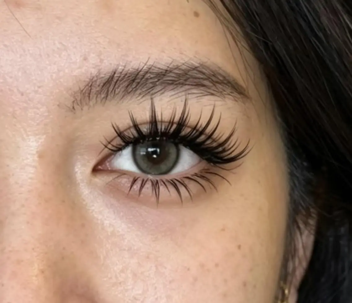 マツエク・マツパ 束感まつ毛 韓国風マツエク 下まつげエクステ ワンホンマツエク Akina&Eye lash🌼LED店のマツエク・マツパデザイン